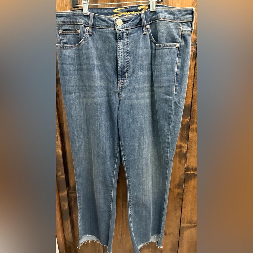 Seven7 Women's Straight Blue Jeans